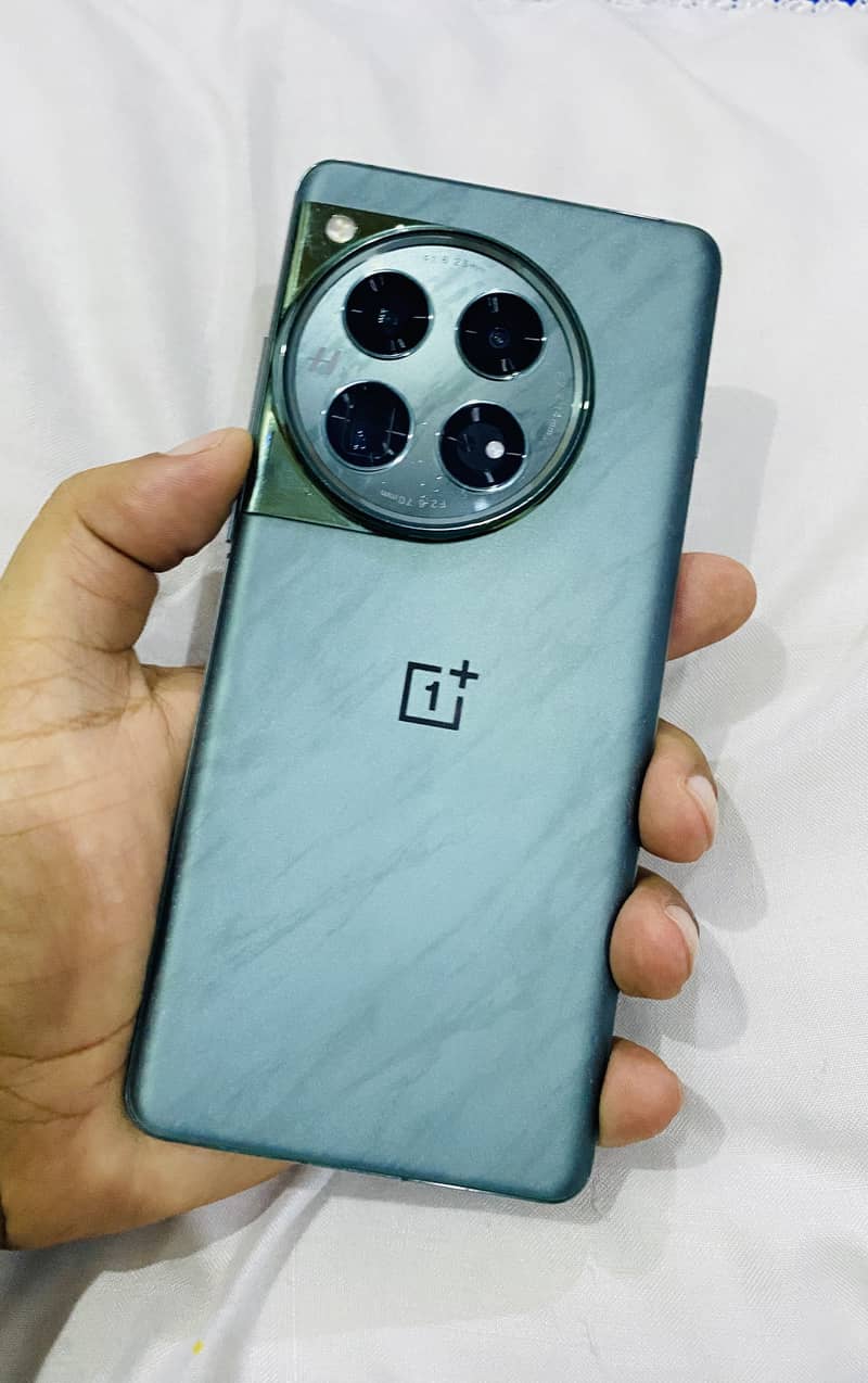 One Plus 12 0