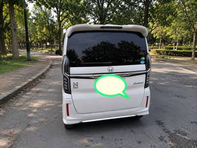 Honda N Box Custom 2021