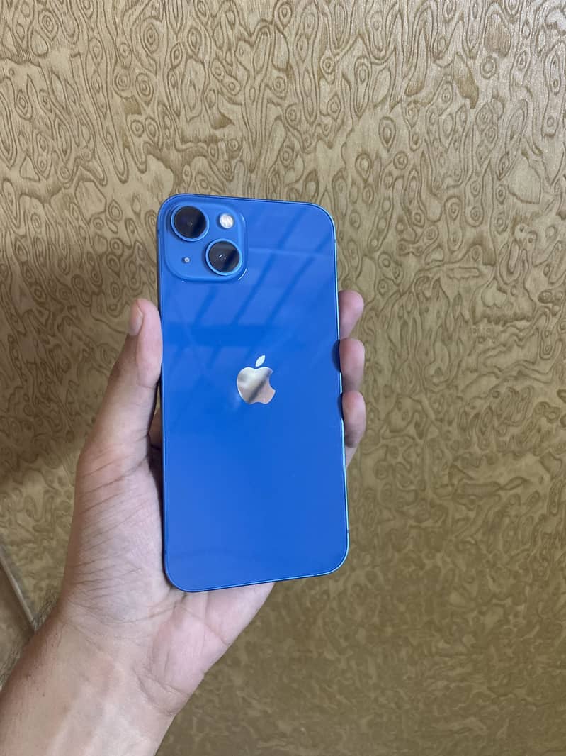 Apple iPhone 13 1