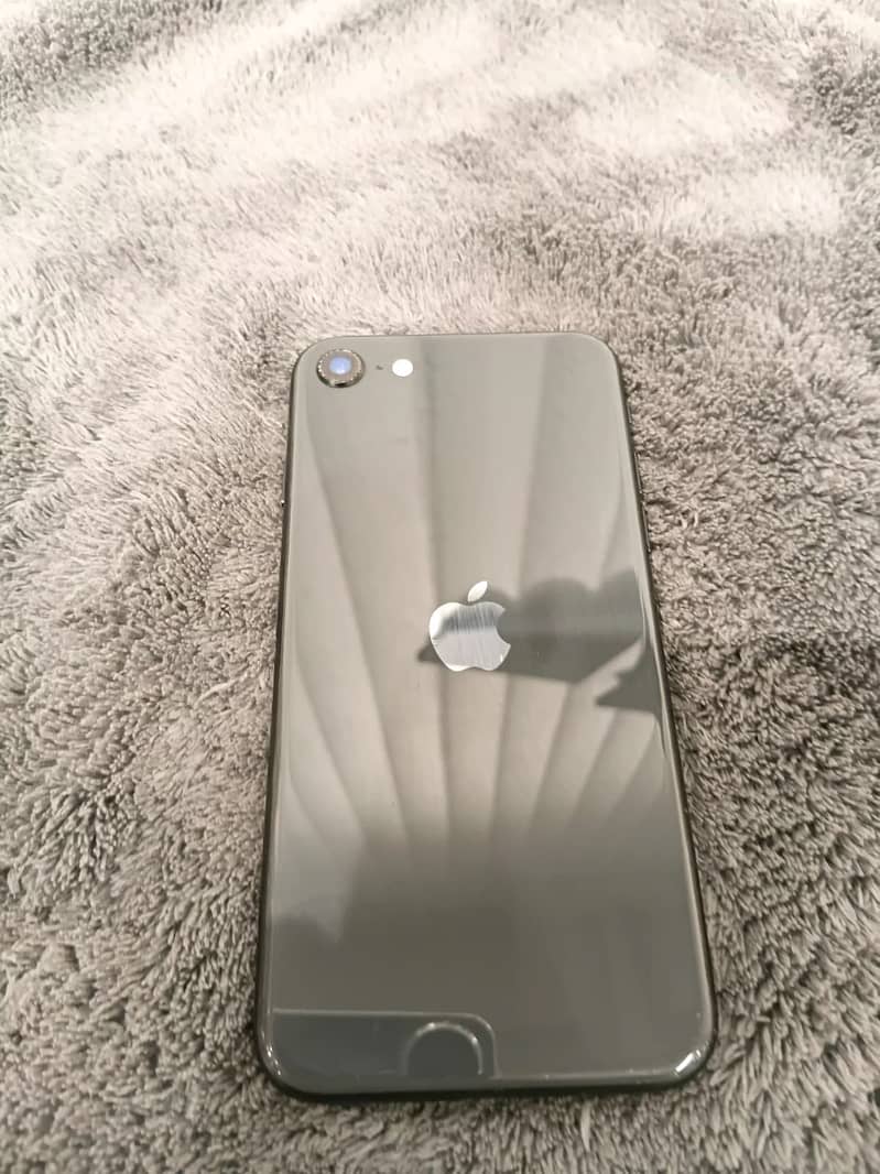 Apple iPhone SE 7