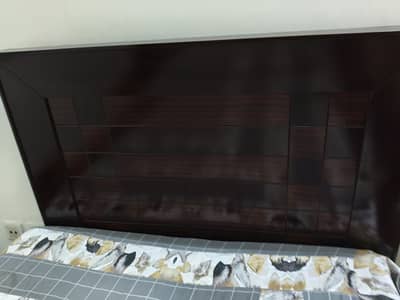 Pure Wood Single Bed with Mattress – Excellent Condition