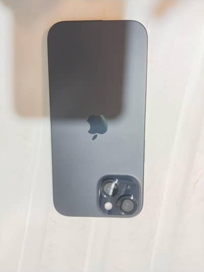 Apple iPhone 15