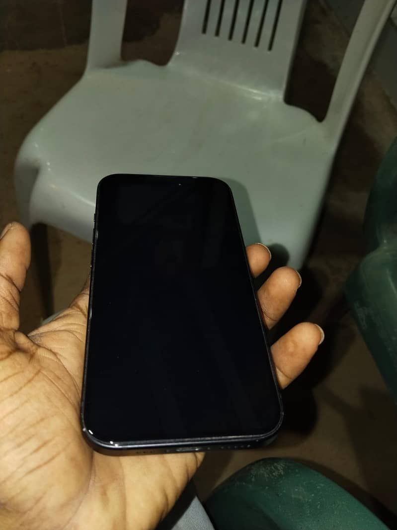 Apple iPhone 15 5