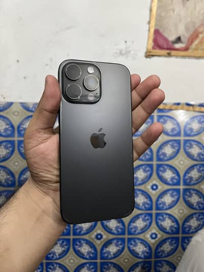 Apple iPhone 16 Pro Max