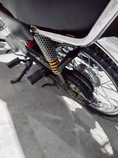 Honda 125 2013 model 03183919103