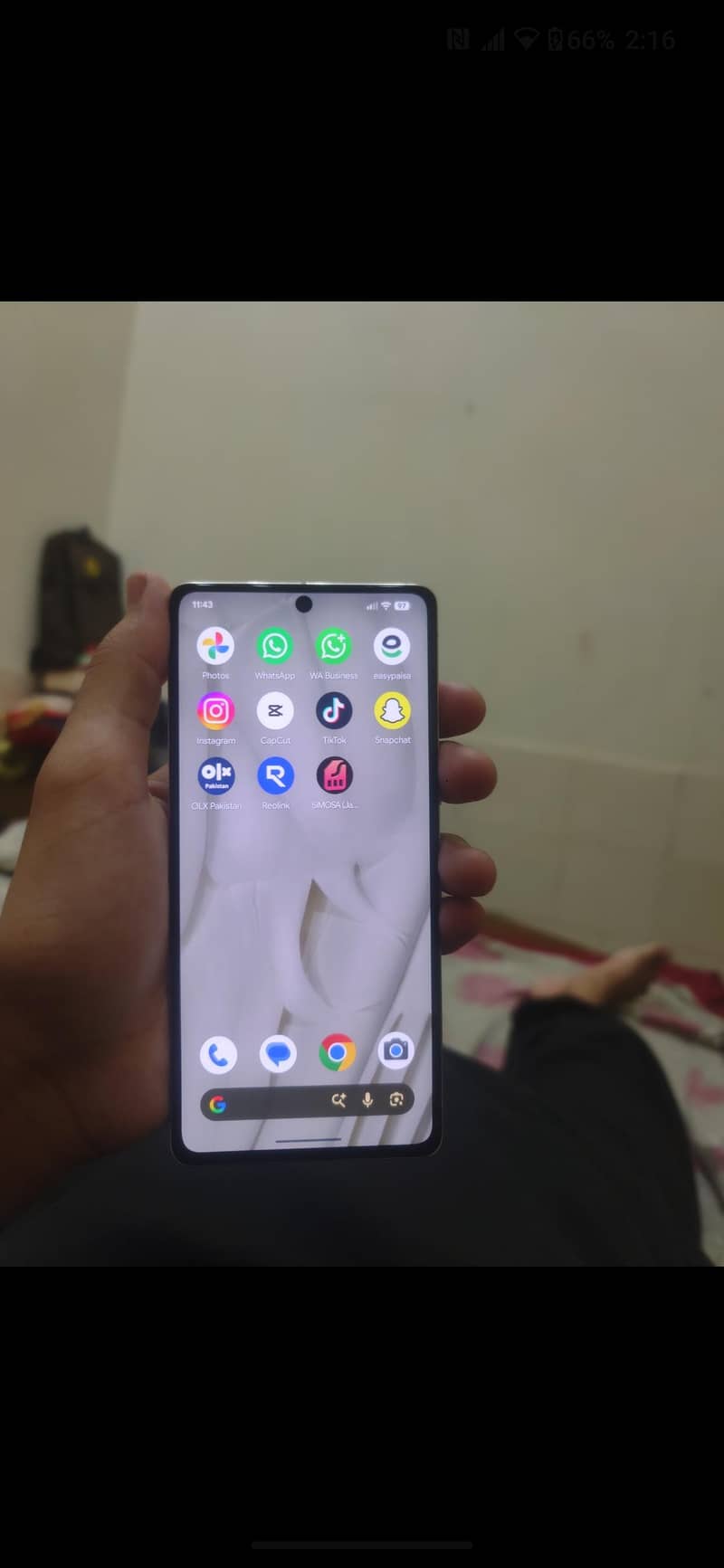 Google Pixel 7 Pro    read caption 2