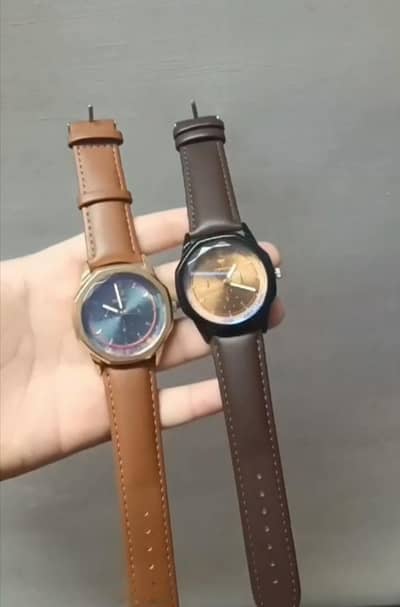 2 watches in 3000  best steal dael with leather straps