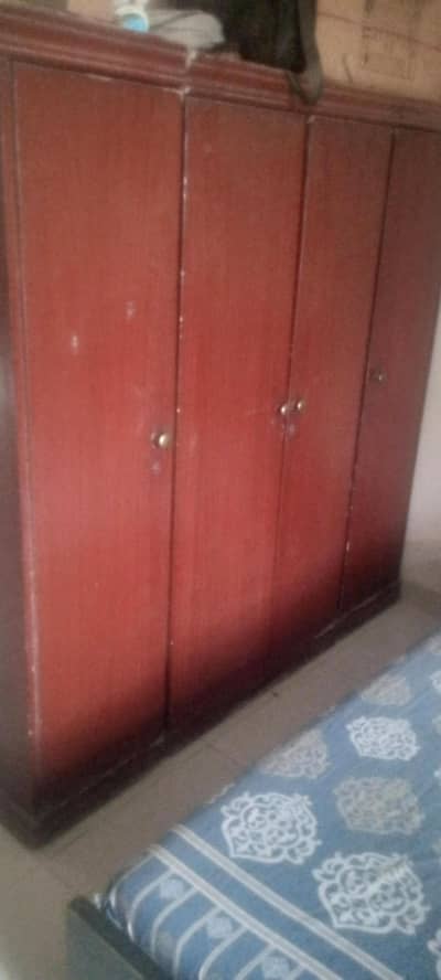 4 door Almari sale