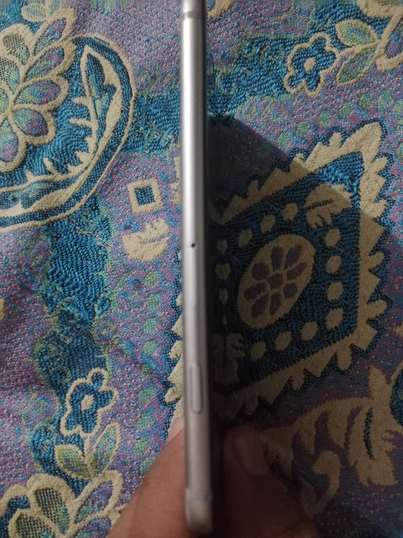 Apple iPhone 6 1