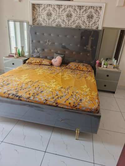 King Size Bed with diwan