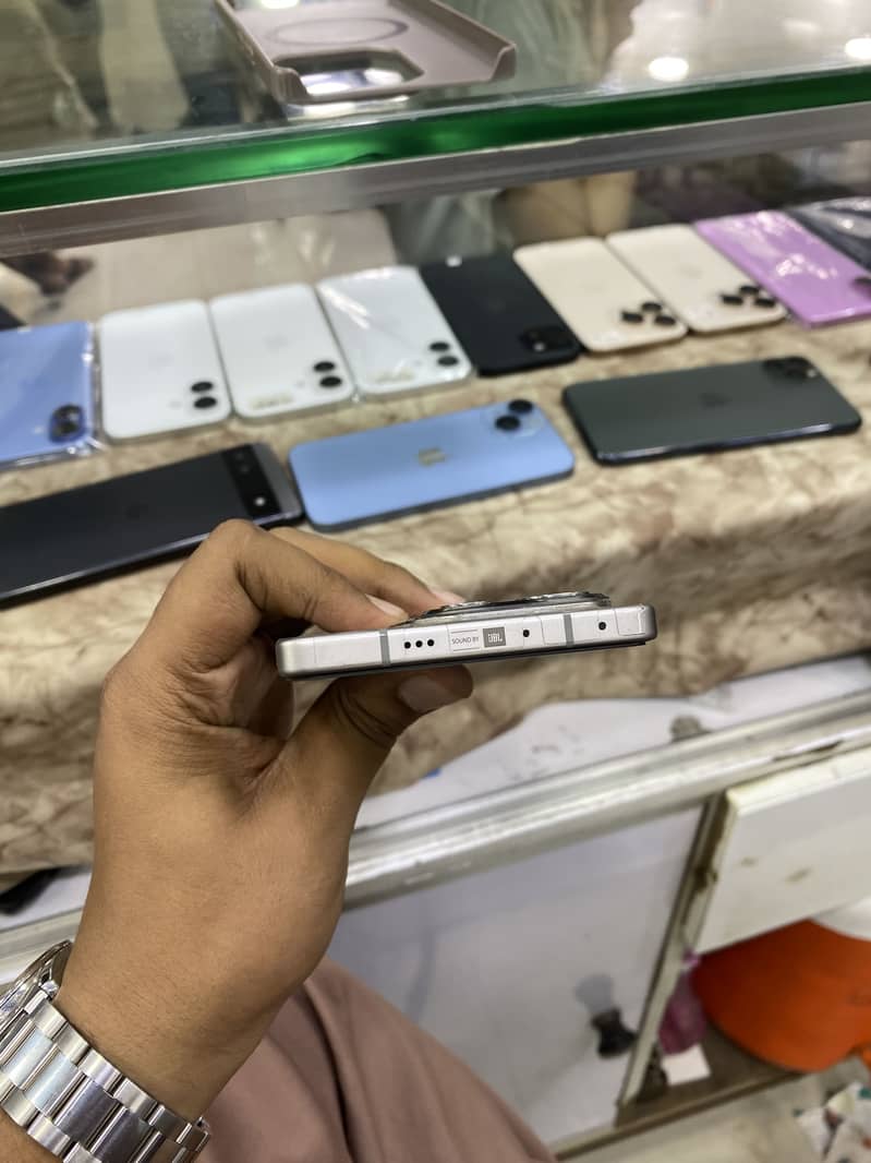Infinix Note 50 Pro 4