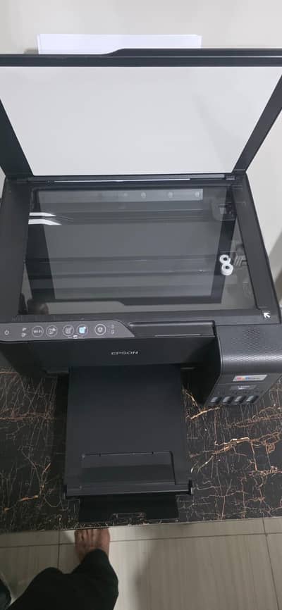 brand new Epson l3250 lush conditions only 3 4 month used