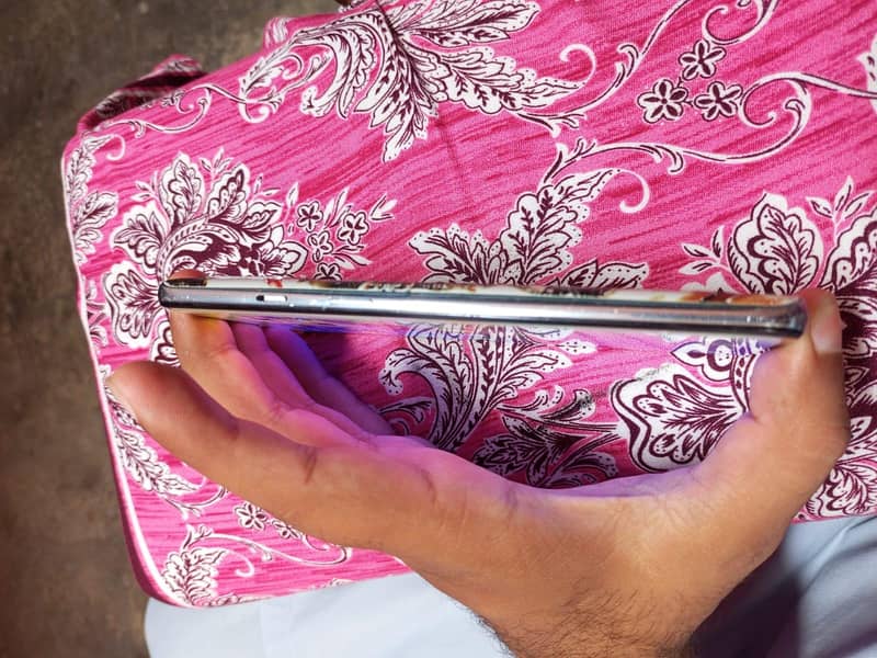 One Plus 8T 3