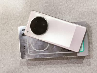 Infinix Zero 40