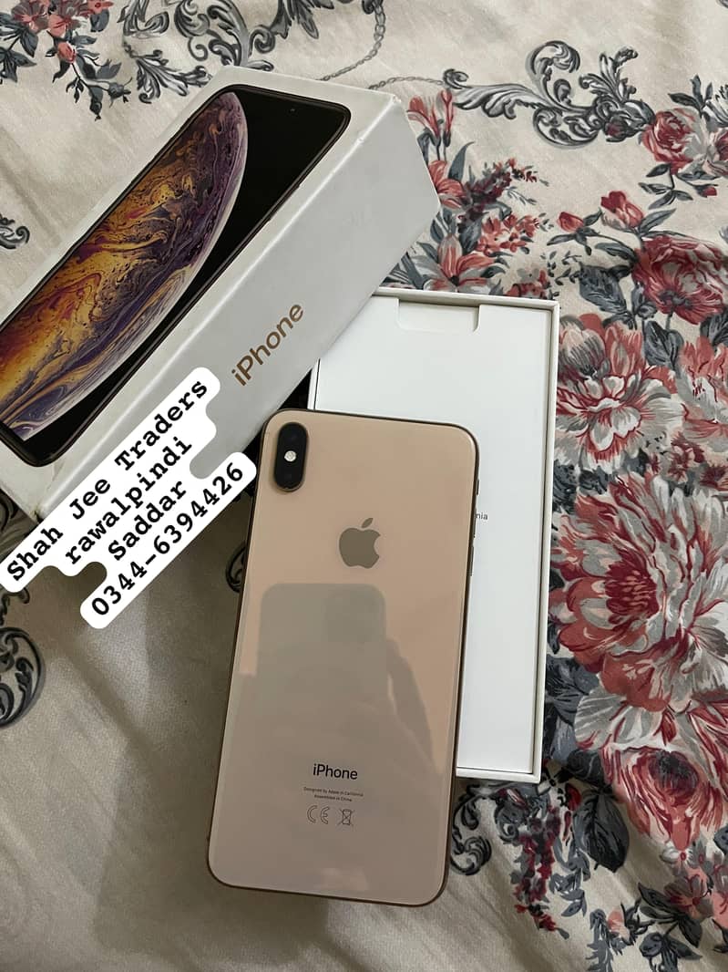 Apple iPhone XS Max 0