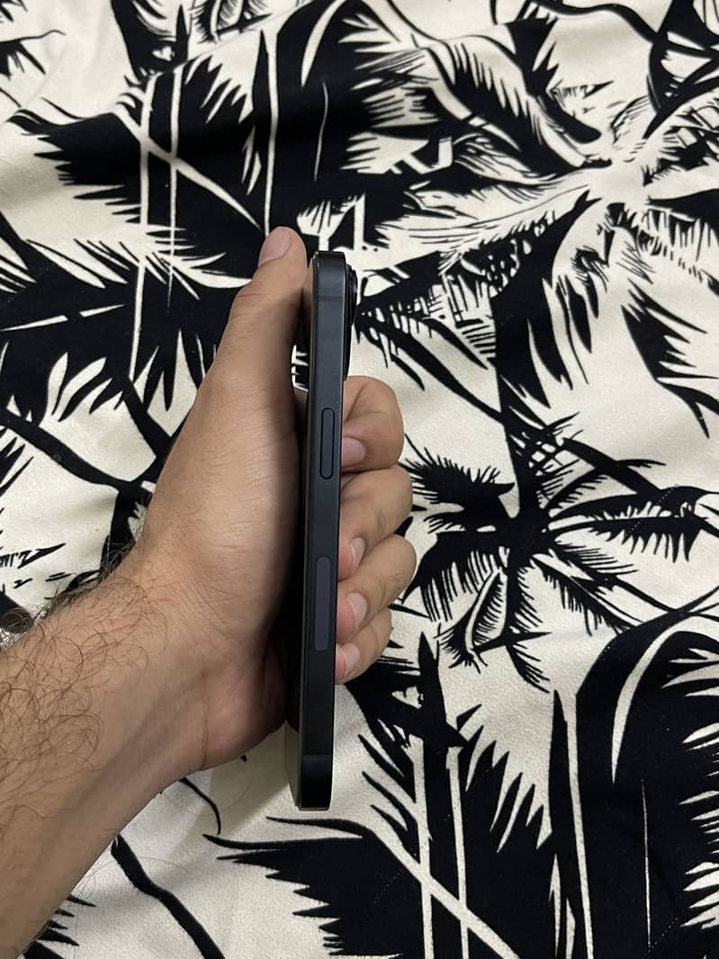 Apple iPhone 14 6