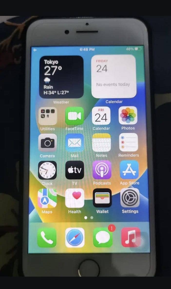 Apple iPhone 8 1