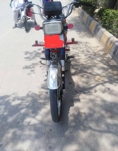 United 70  bike 2018 model Peahawer number for sale