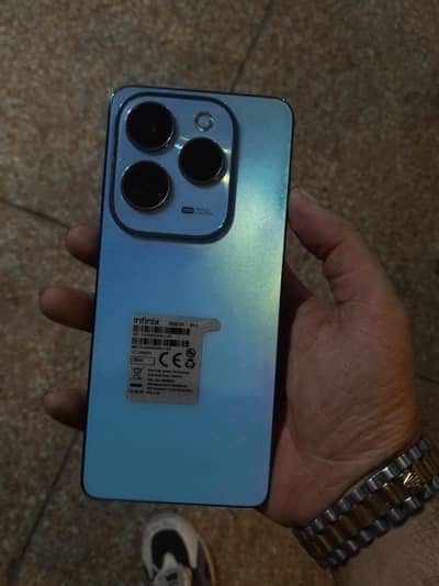 Infinix Hot 40