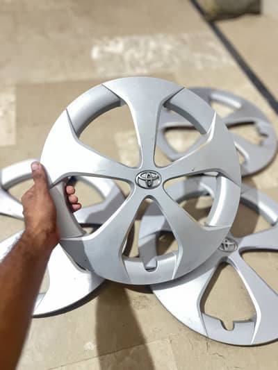 Prius Orignal wheel cover /caps