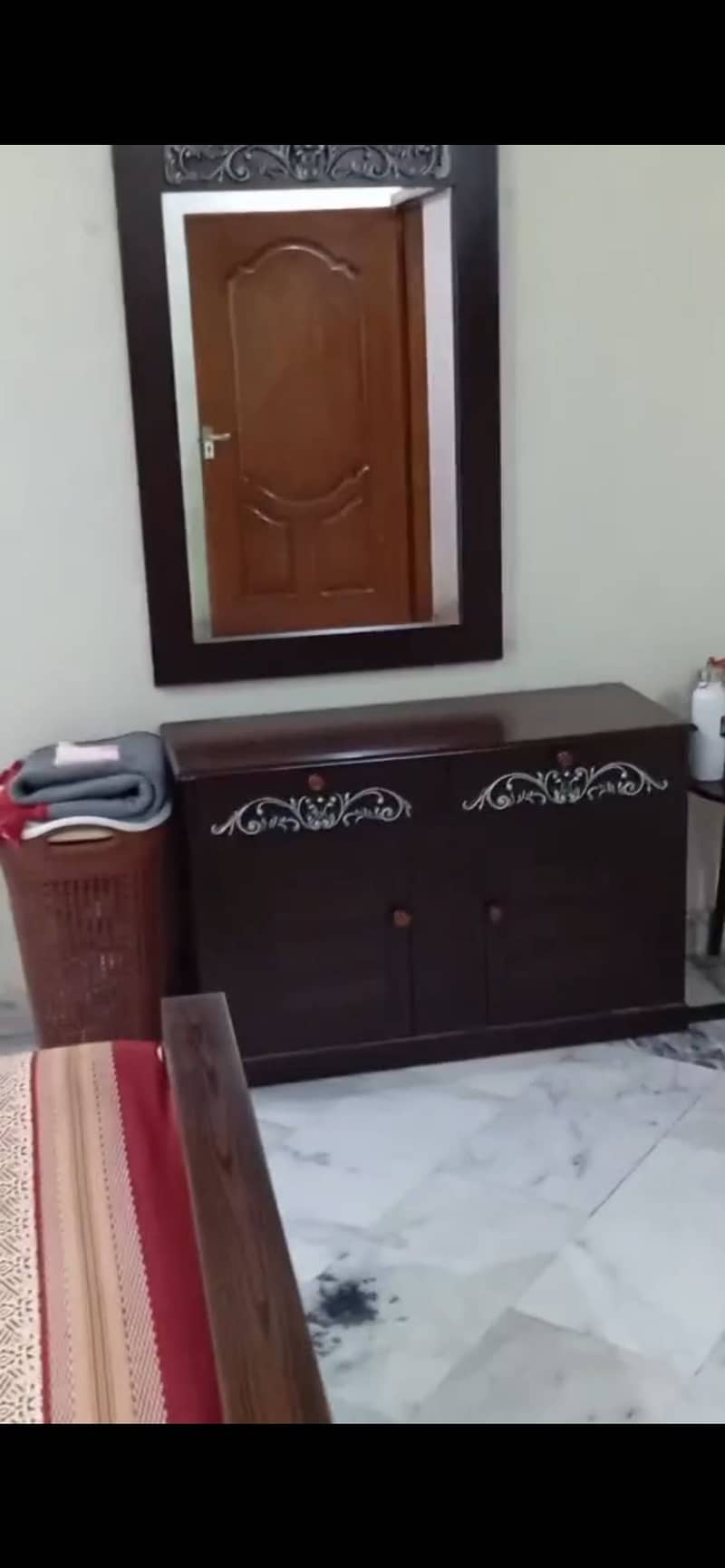 Complete Bed Set with Side Tables & Dressing 3
