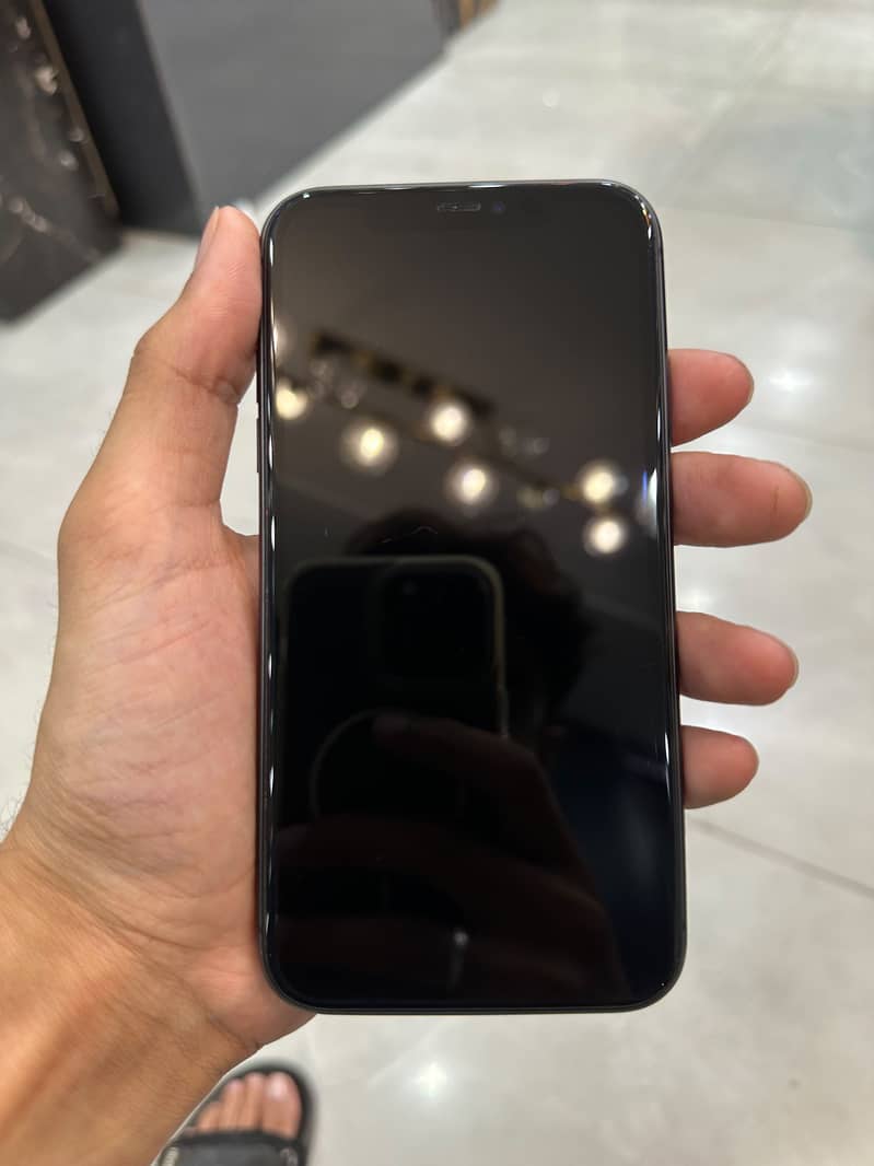 Apple iPhone 11 5