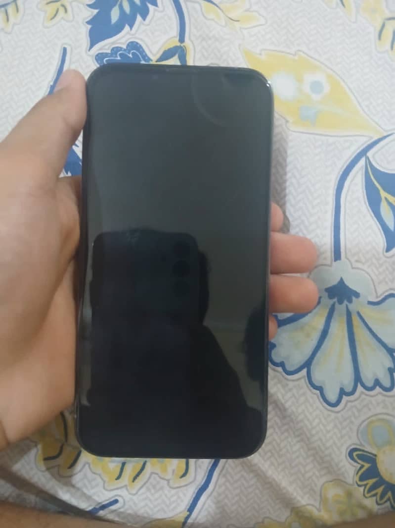 Apple iPhone 13 Pro 1