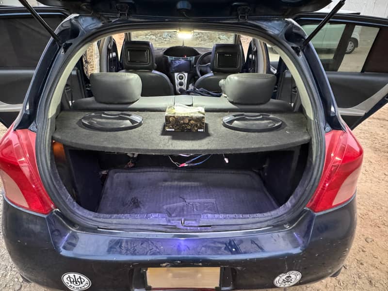 Toyota Vitz 2005/2008 12
