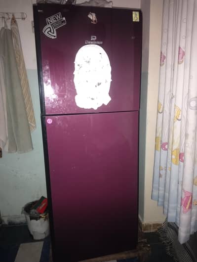 Dawlance Refrigerator in 10/10 Condition