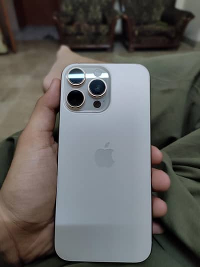 IPHONE 16 PRO MAX DESERT 256 GB JV