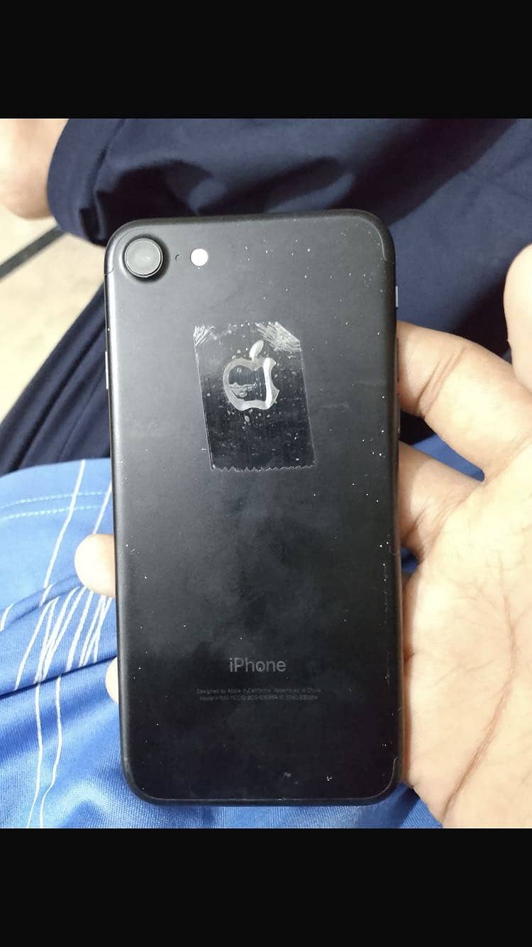 Apple iPhone 7 5