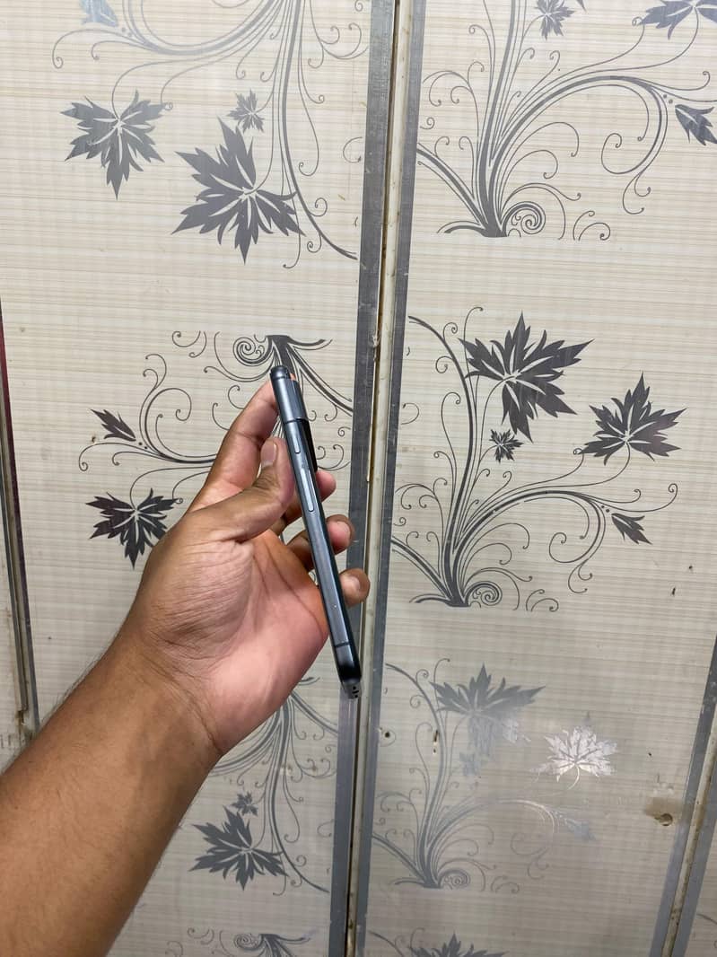 Google Pixel 8 3