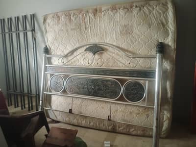 iron bed with mattress excellent condition argent sale