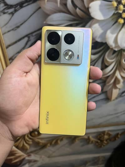 Infinix Note 40 Pro