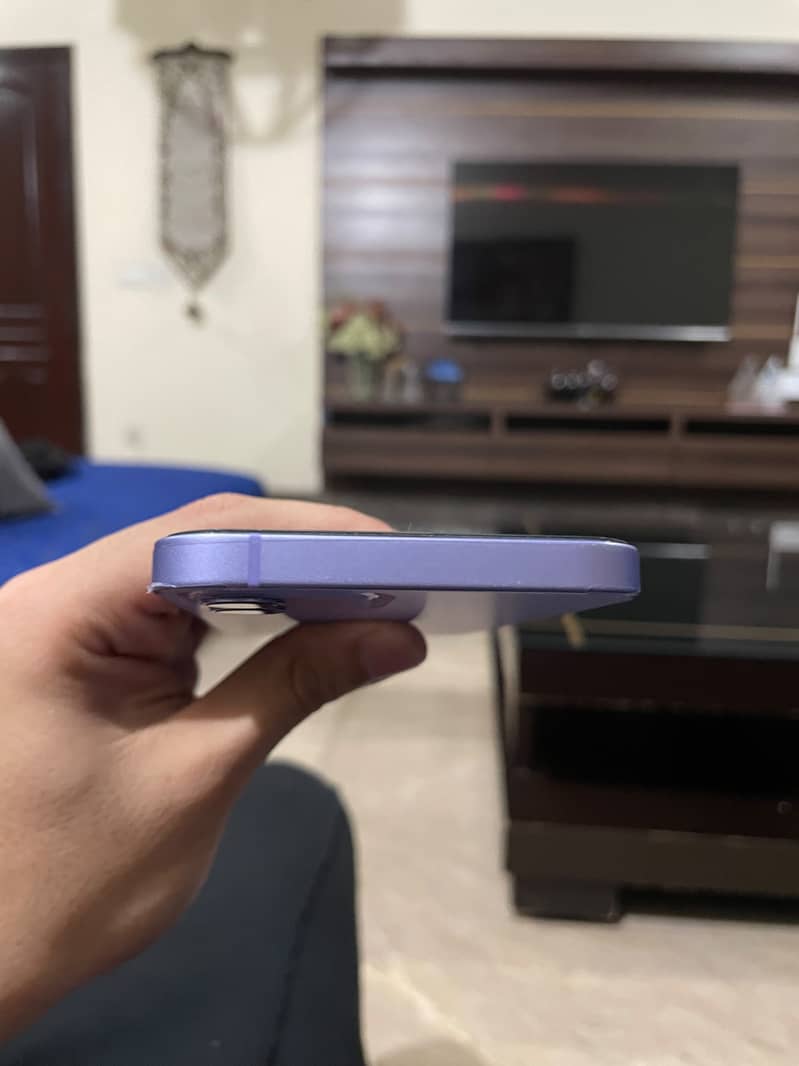 Apple iPhone 12 5