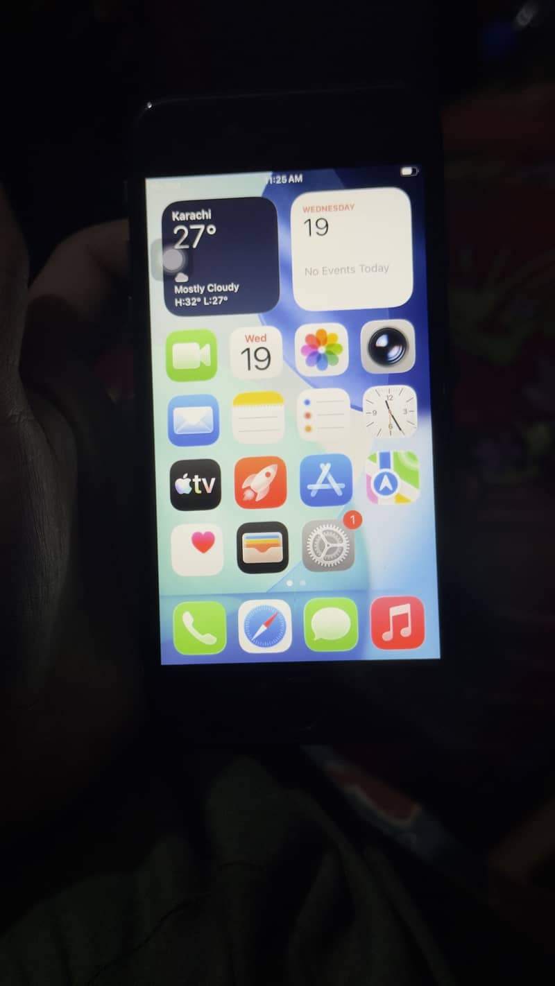 Apple iPhone SE 3