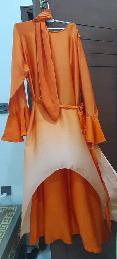 shaded abaya
