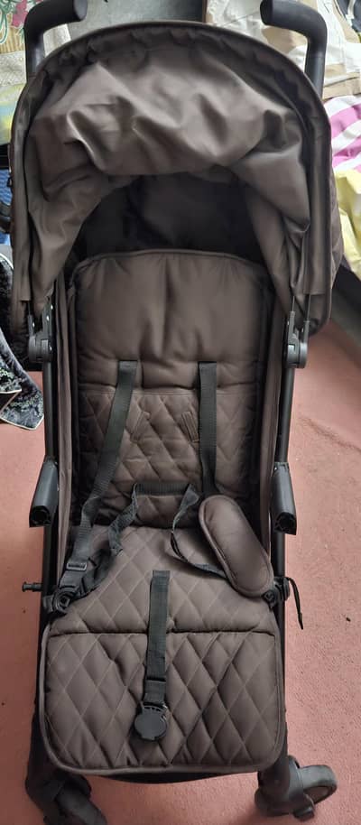 almost new pram only 2 time used. . . bought from uk