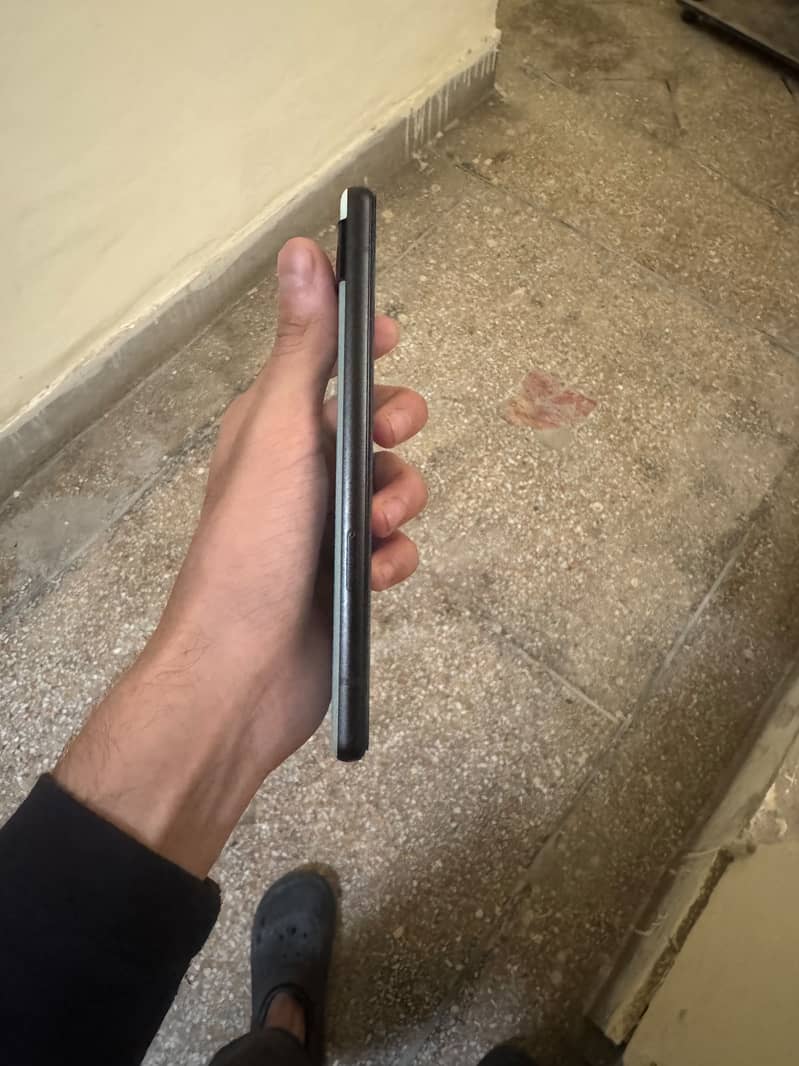 Google Pixel 6a 4
