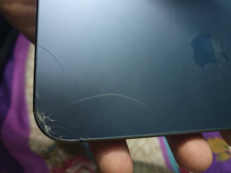 Apple iPhone 15 Pro 1