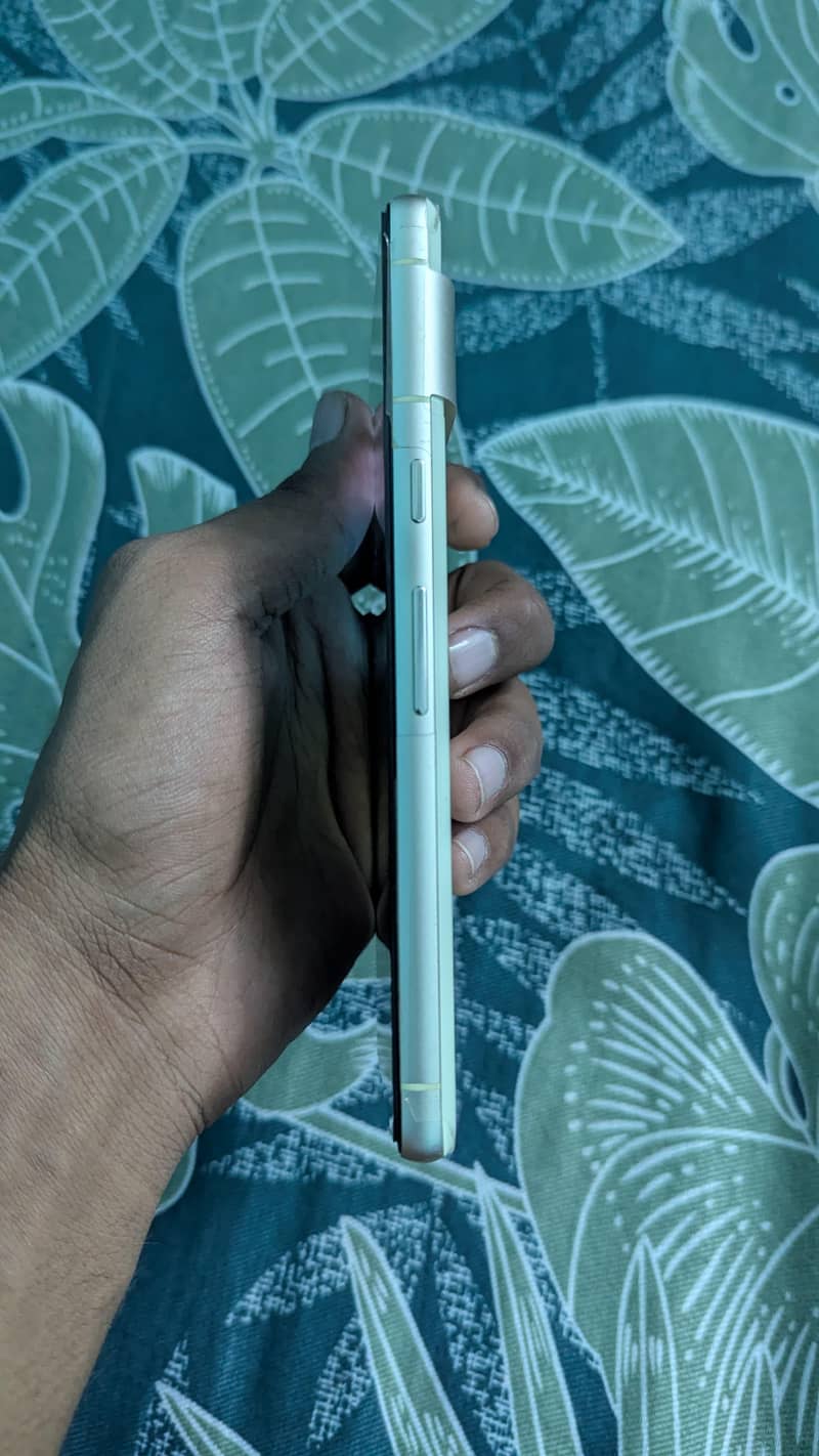 Google Pixel 7 3