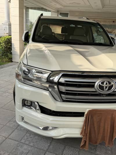 Toyota Land Cruiser 2010 excellent condition