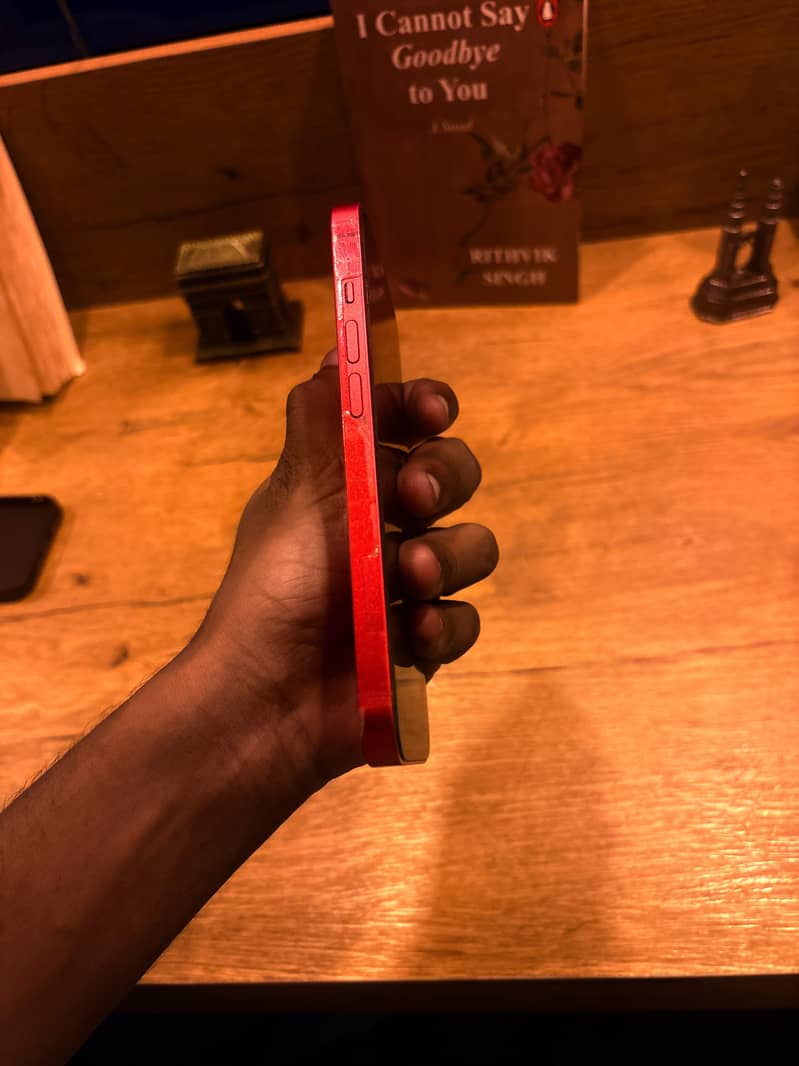 Apple iPhone 14 3