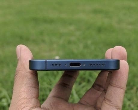 Apple iPhone 13 5