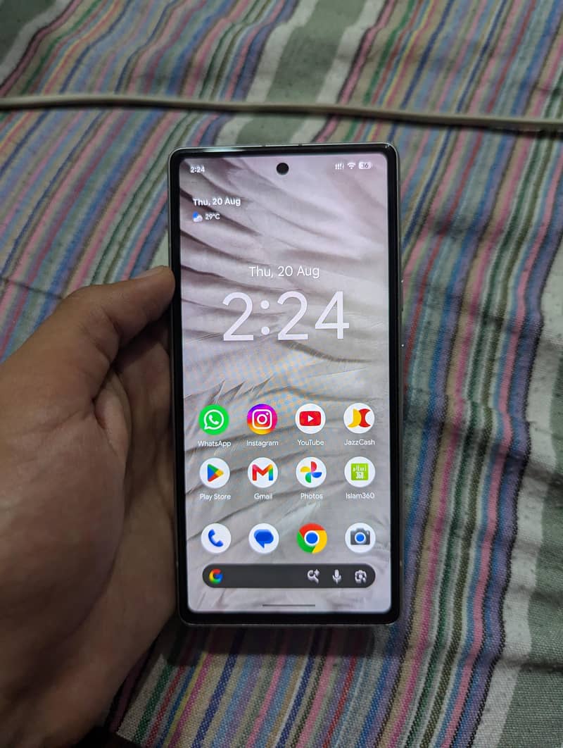 Google Pixel 7a 2
