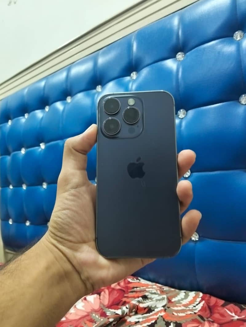 Apple iPhone 14 Pro 4