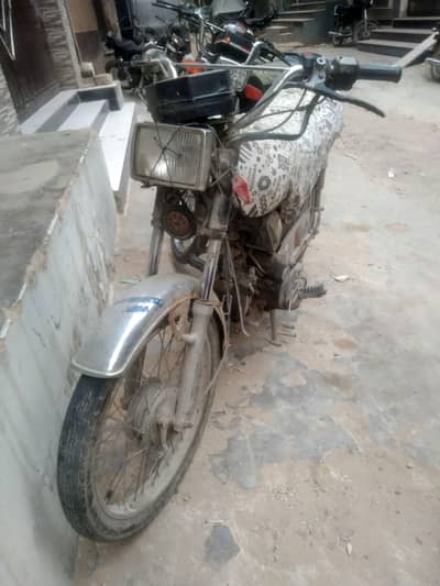 Suzuki Sprinter Urgent sale