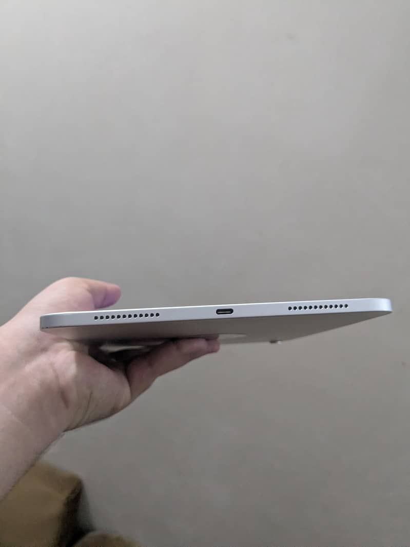IPAD A16 3