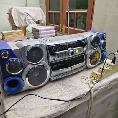 Sharp-Portable stereo components system radio 