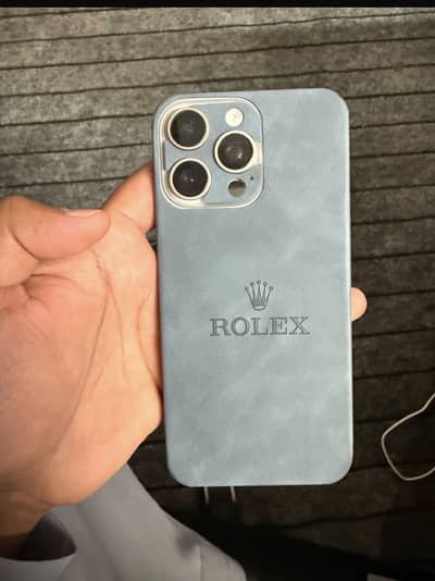 Im selling iphone 15 pro max